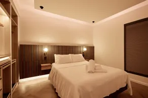 The Brass Flamingo Sydney CBD 1BR Curated Stay - Image 2
