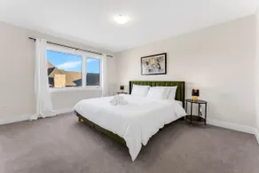 Spacious 5BR |Sleeps 10 |Free Parking+Pet Friendly - Image 4