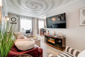 Beachside Retreat: 2BR Luxury Condo | King Bed - Image 3