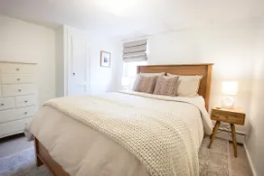 Cold Hollow House, 2BR, Next to Cider Mill - Image 2