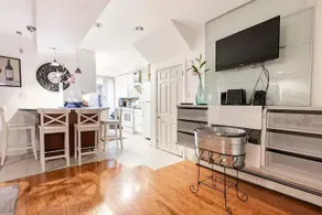 Boston 3 BR Patio Full Kitchen - Image 3