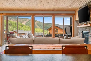 Schweitzer Lux Powder Dreams I Hot Tub I Families - Image 2