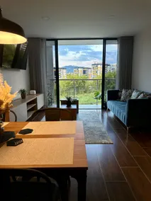 Modern and Comfortable APT | 3 Rooms / Parking - Image 2
