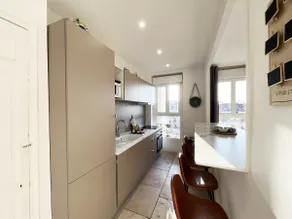 Warm apartment Cours Julien – air conditioning - Image 5