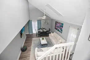 5 Star! Central, quiet, convenient neighborhood! - Image 5