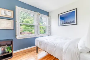 Serene Seward Park 4BR w/ Private basement suite - Image 2