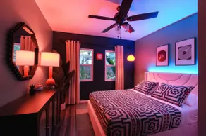 3Bed, Hot Tub, Movie, Bikes, 2 Blocks to Adams Ave - Image 3