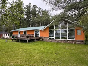 DREAM LAND Lake Front CHALET, HOT TUB - Image 2