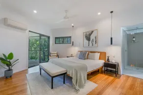 Suffolk Seaclusion - New to Airbnb - Pet Friendly - Image 3