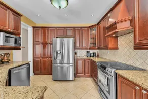 Spacious & Modern 4BR Home | EV Charger | Brampton - Image 4