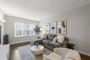 Beautifully Renovated 1BR Gem in Lincoln Square - Image 5