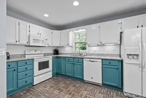 The Liberty Gathering House| Sleeps 9| Pets| FIFA - Image 4