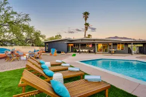 Spacious 5BDRM Oasis! Perfect for families/groups! - Image 5