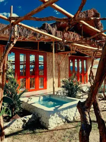 2 bedroom bungalow with pool access - Image 5