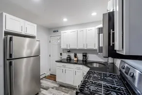 Charming 2Br, 1Ba - Walk 2 Beach + Outdoor Dining - Image 2