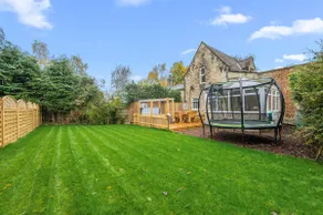 Luxury Hot Tub Retreat Near Skipton | Sleeps 8 - Image 2