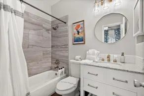 Sleeps 2 | Lake Eola |Downtown Orlando | Oasis - Image 4