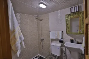I am the earth house - Image 3