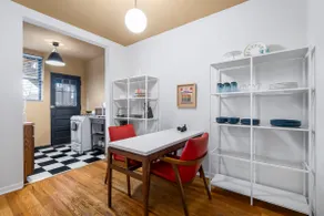 The Lilac Loveshack • Vintage 1 BR Near Wrigley - Image 4