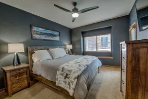 Gummy Bear Townhome - Peaceful, Centrally Located! - Image 4