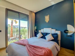Cosy Central beach home with swimming pool - Image 3