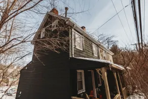 Historic Hillside Cottage - Image 2