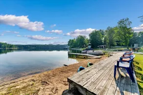 Loon's Nest - A Spacious Cottage - Image 3