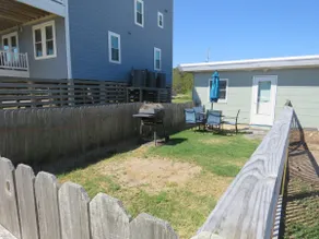 FOUR WINDS #4-across the street from ocean, pets - Image 4