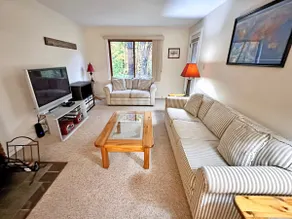 Seasons Cottage | Community Pool, Game Rm and more - Image 2