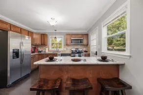 ”Vineyard Villa” - Incredible Location & Amenities - Image 3