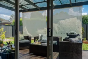 Top 10% — Big Family Home • BBQ Deck • Fast WIFI - Image 4