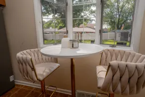 Spacious 5BR Retreat Near Nat'l Harbor, MGM & D.C. - Image 2