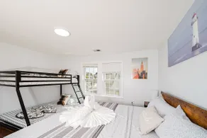 Spacious Quincy 2BR | Free Parking | Near Beach - Image 5