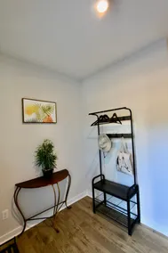 Brand-new 4-bedroom house - convenient location - Image 5