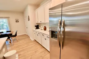 Brand-new 4-bedroom house - convenient location - Image 4