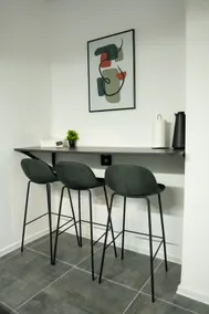 Minimal Design Apartment • Walk to Center - Image 4