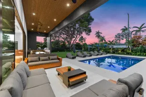 Sophisticated 9BR Villa Ruby - Image 3