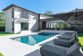 Sophisticated 9BR Villa Ruby - Image 5