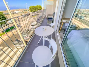 La Barquita - Luxury Apartment with Rooftop Pool & Gym in Adeje - Image 4