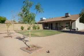 Wheelchair-Accessible | Pet Friendly/Huge Yard. - Image 3