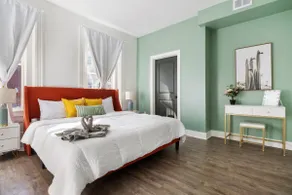 Comfor -Stylish 1BR+KingBed+New Ren - Image 2