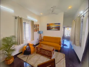 Cozy Penthouse-1 BHK - Image 4