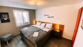 Charming House with Stunning Mountain Views in Mei - Image 2