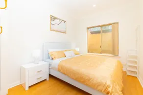Glenelg House Modern 5QBed,1cot,3Bth, 4TV,FastWIFI - Image 5