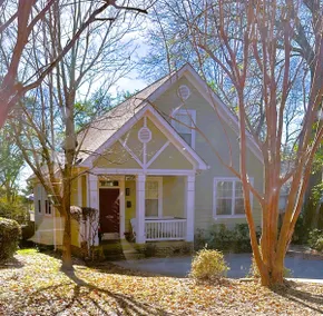 Central Rosewood Bungalow - Image 5