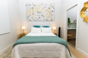 Location & Budget - Great Affordable Studio Bondi - Image 2
