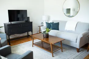 West Quincy House: In Town with Sauna+Garage - Image 2