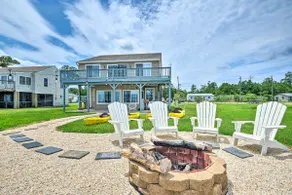 The Potomac Retreat with Million-Dollar View - Image 2