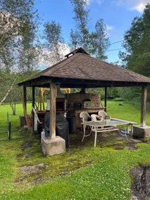 Poconos Escape: Pool, Outdoor Kitchen, King Bed - Image 3