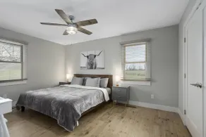 Picture Perfect Modern Farmhouse on 7 acres! - Image 3
